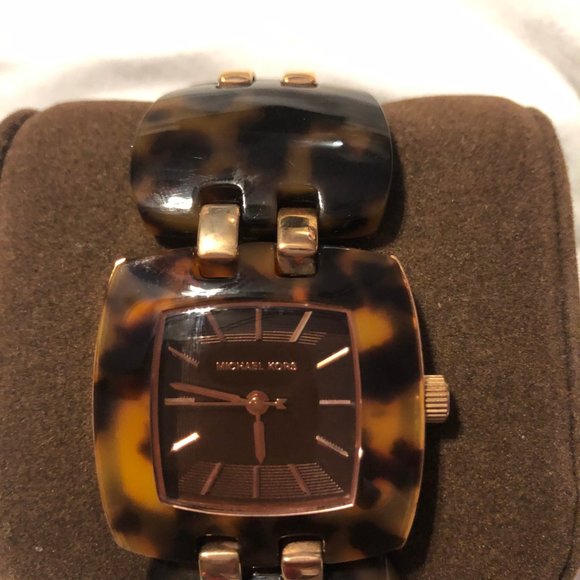 GUC Michael Kors Women\'s Resin Link Analog Watch main image 5